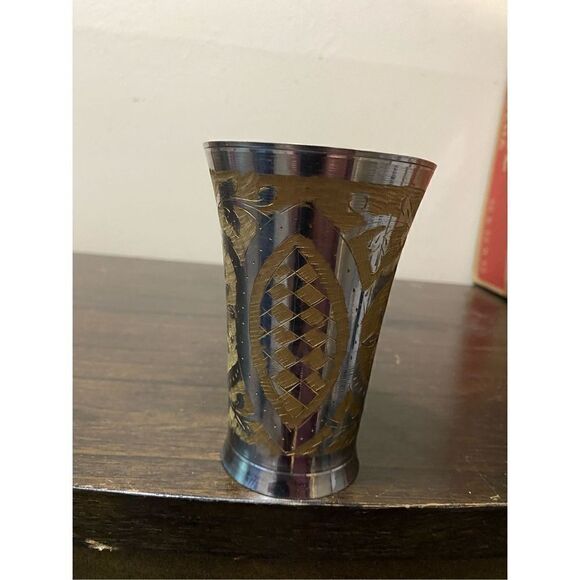 Handcrafted silver gold finished brass cup - Picture 4 of 6